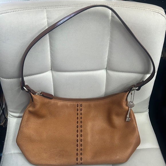 Fossil Handbags - Vintage Fossil Brown Leather Shoulder Bag Saddle Tan Zip Top